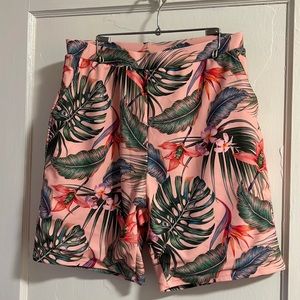 Men’s PatPat Pink Tropical Shorts Medium